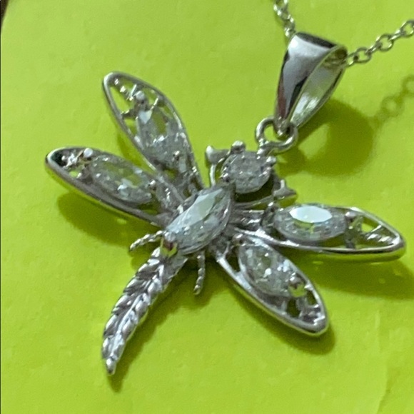 🖤NEW💕Dragonfly silver necklace - Picture 3 of 6